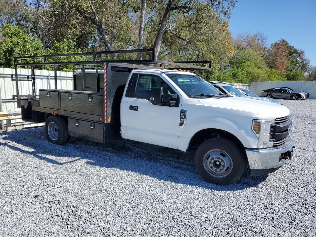 2019 Ford F350 Super Duty - foto 4