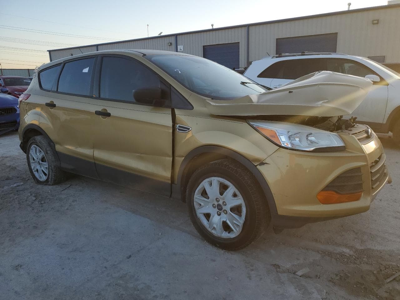 2015 Ford Escape S - foto 4