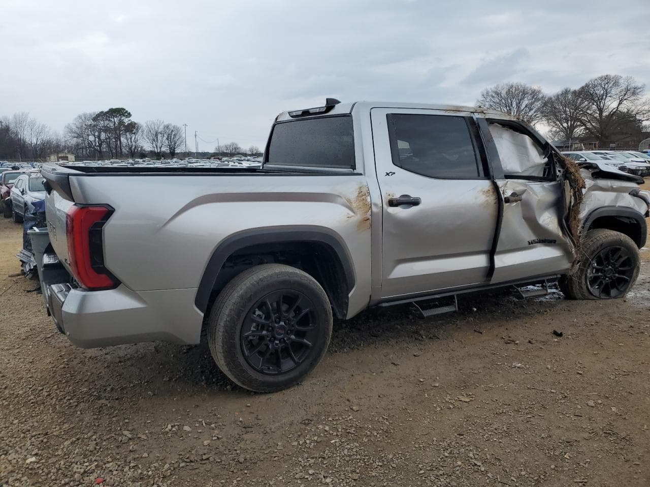2023 Toyota Tundra Crewmax Sr - foto 3