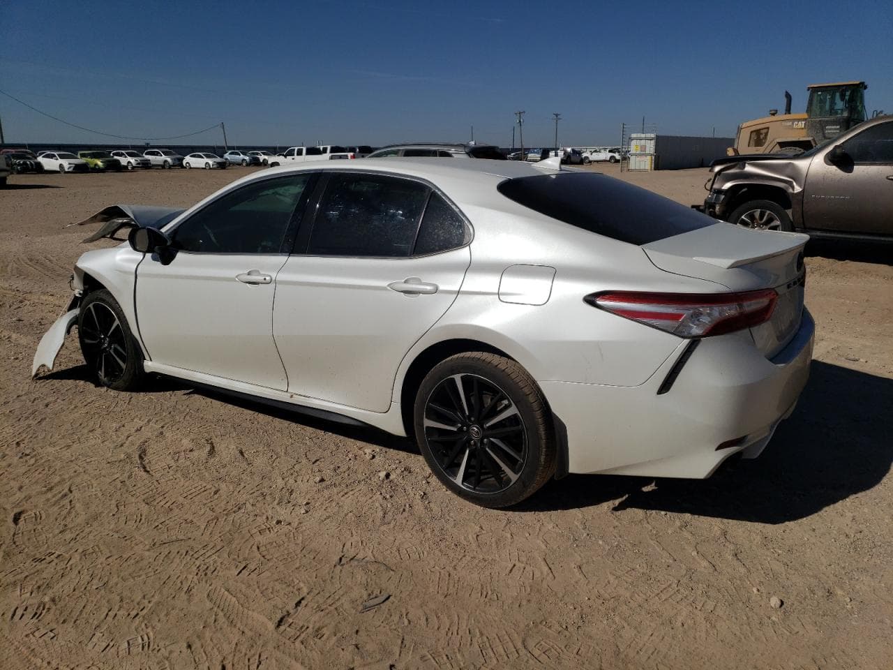 2020 Toyota Camry Xse - foto 2