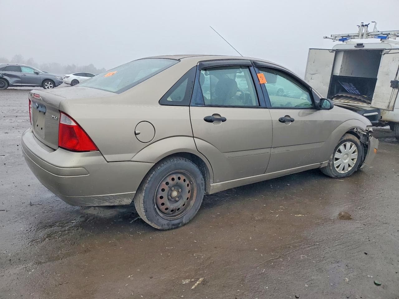 2005 Ford Focus Zx4 - foto 3