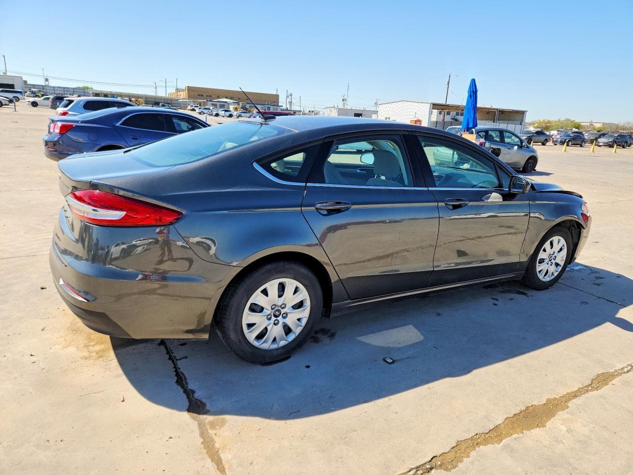 2019 Ford Fusion S - foto 3