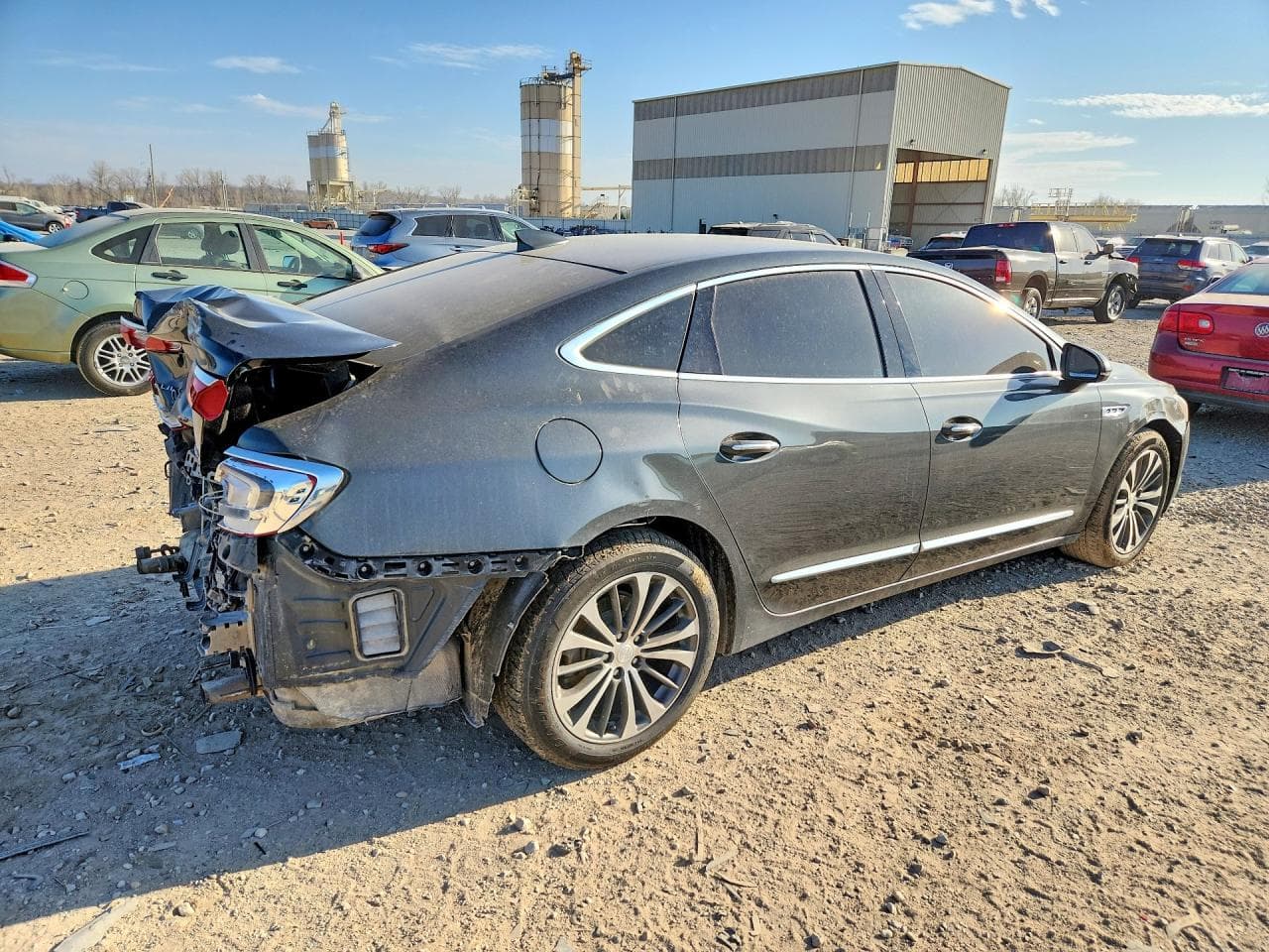 2017 Buick Lacrosse 4D - foto 3