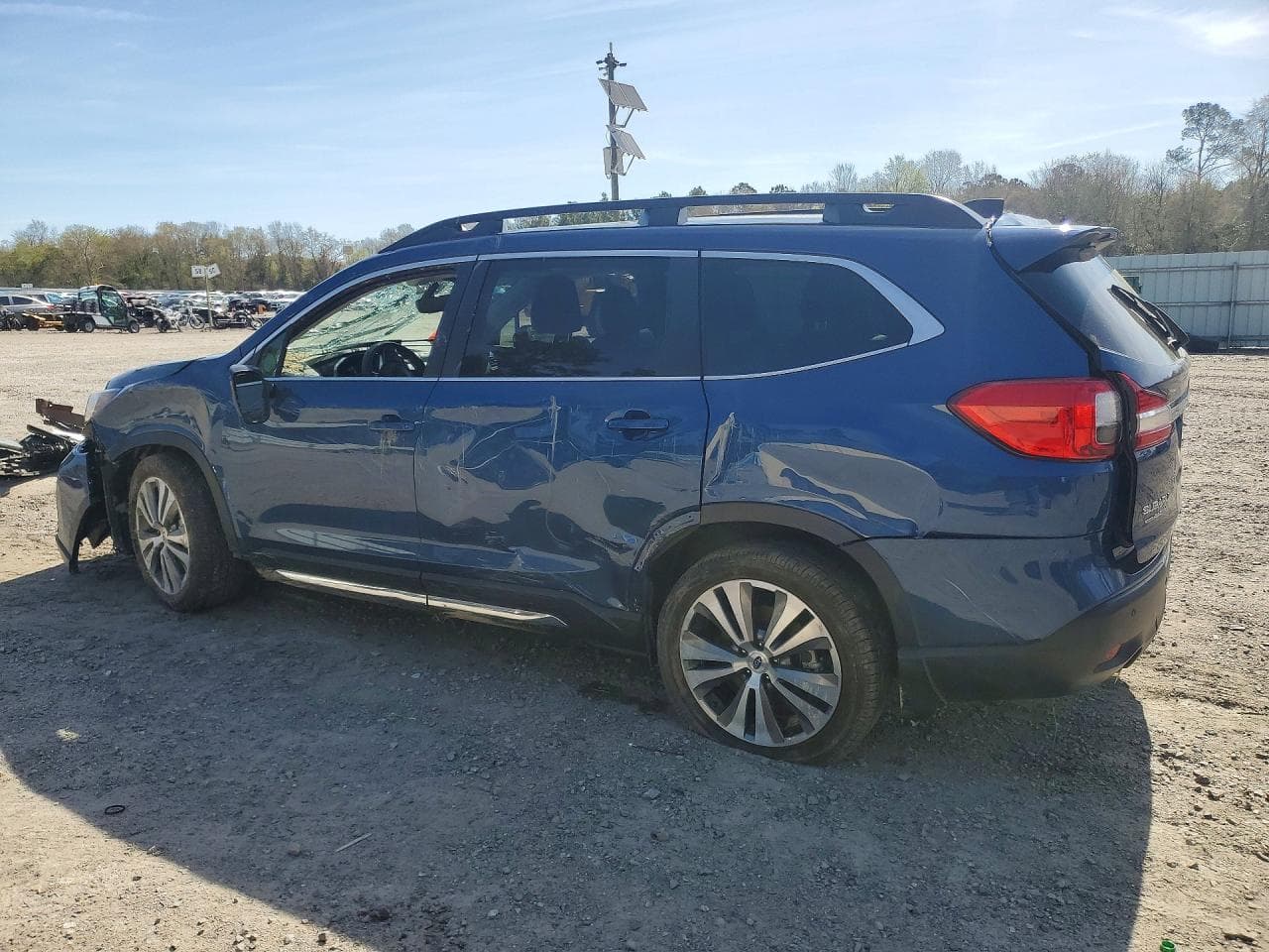 2022 Subaru Ascent Limited - foto 2