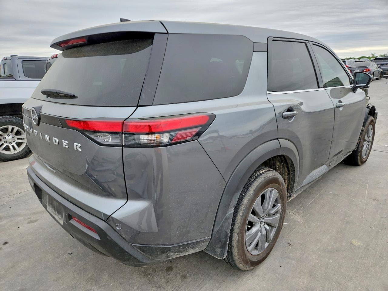 2025 Nissan Pathfinder S - foto 3