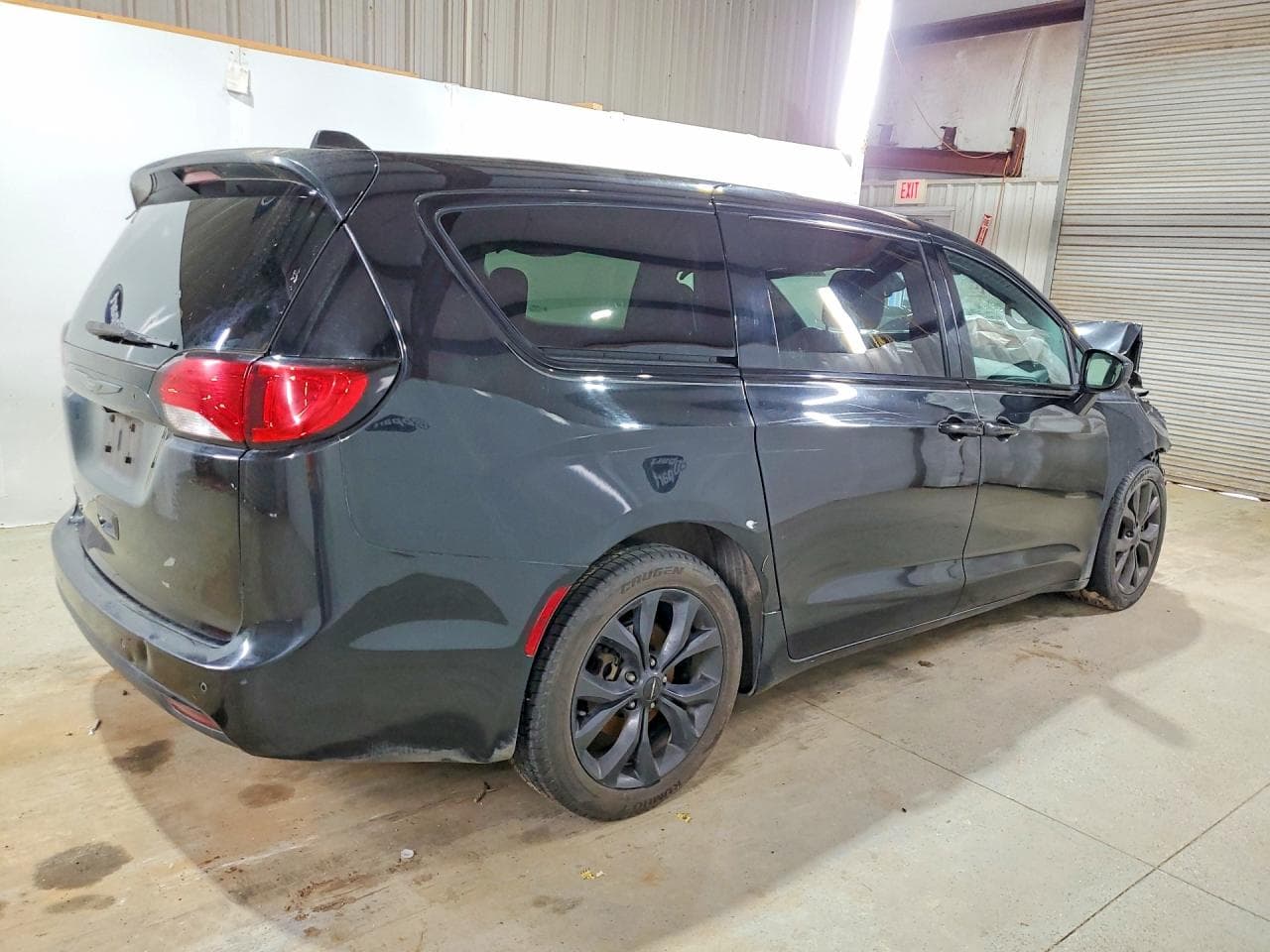 2018 Chrysler Pacifica Touring Plus - foto 3