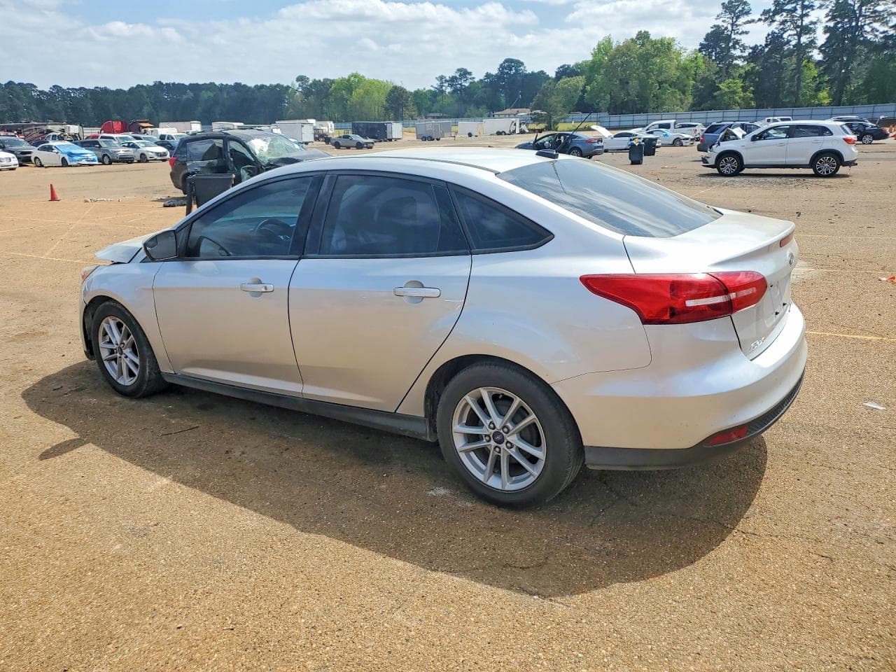 2015 Ford Focus Se - foto 2