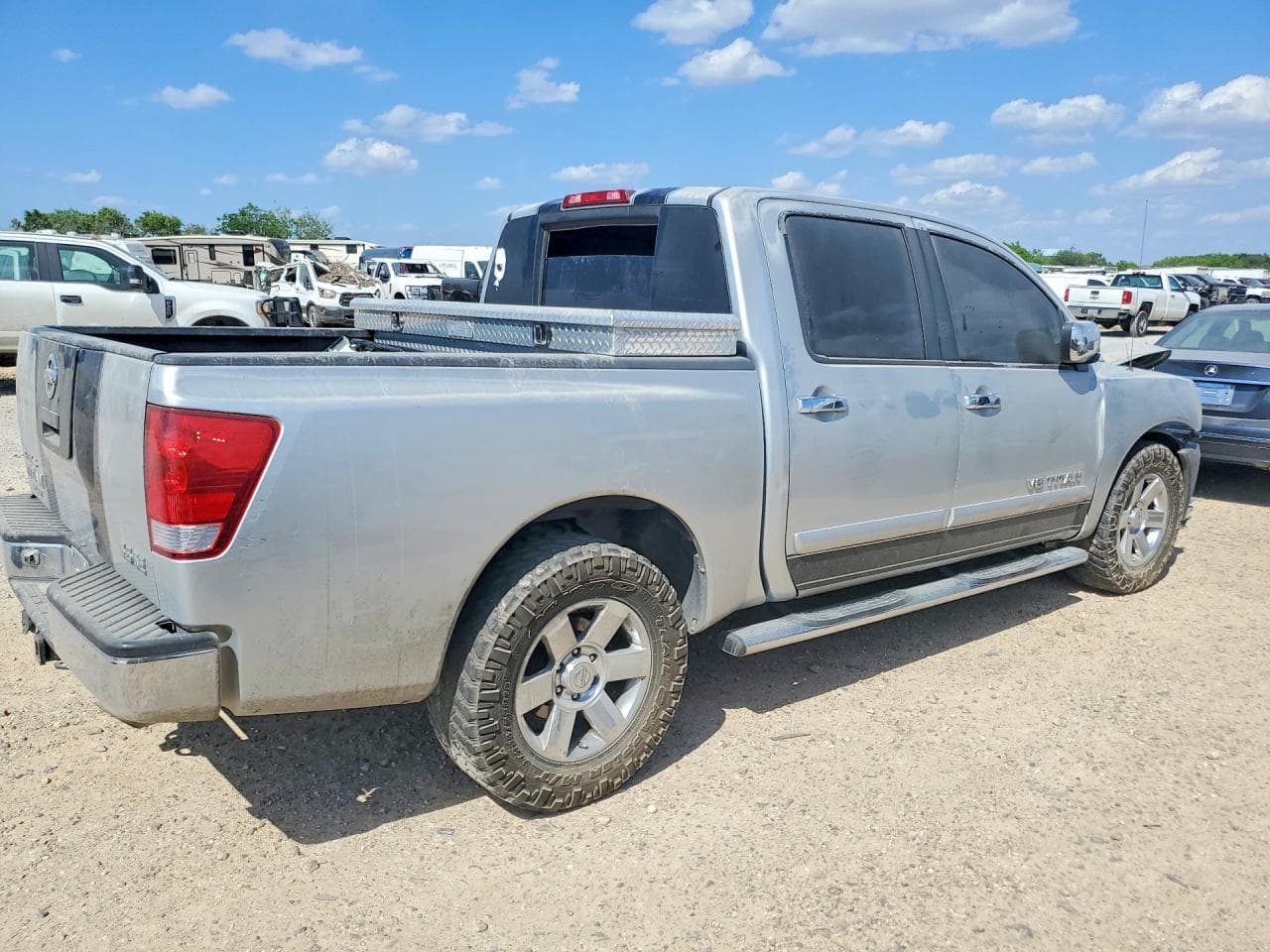2005 Nissan Titan Xe - foto 3