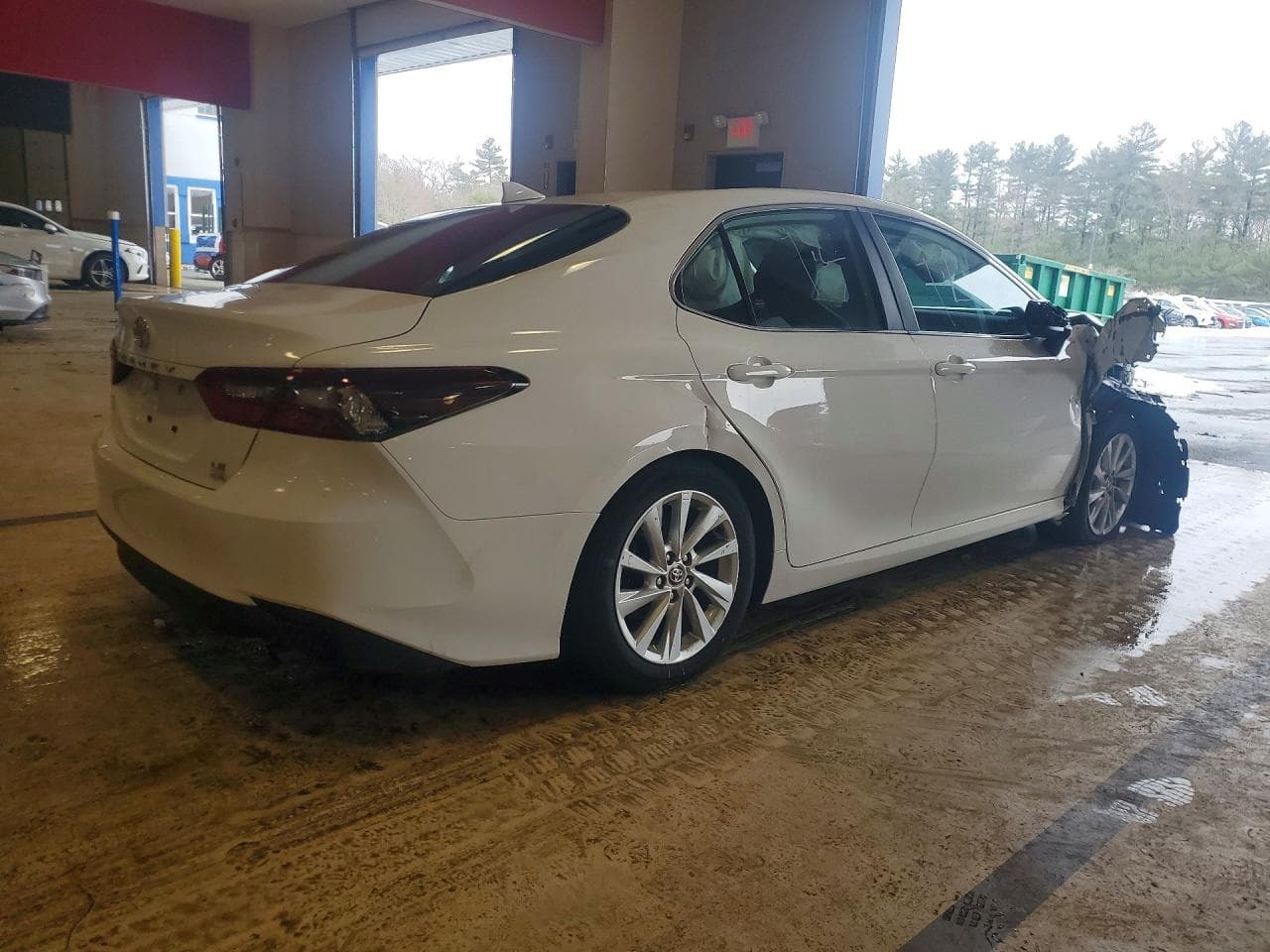 2023 Toyota Camry Le - foto 3