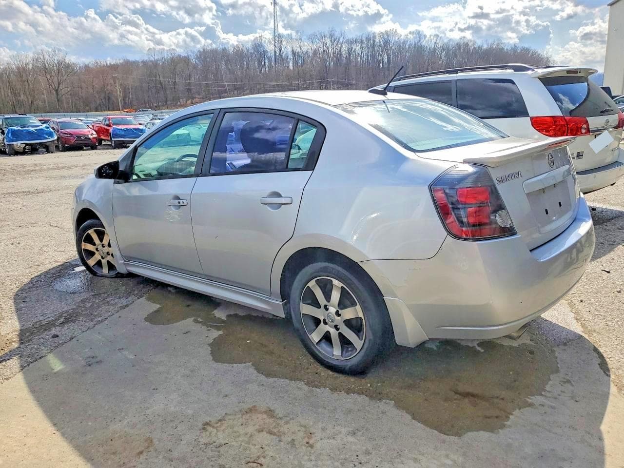 2012 Nissan Sentra 2.0 - foto 2