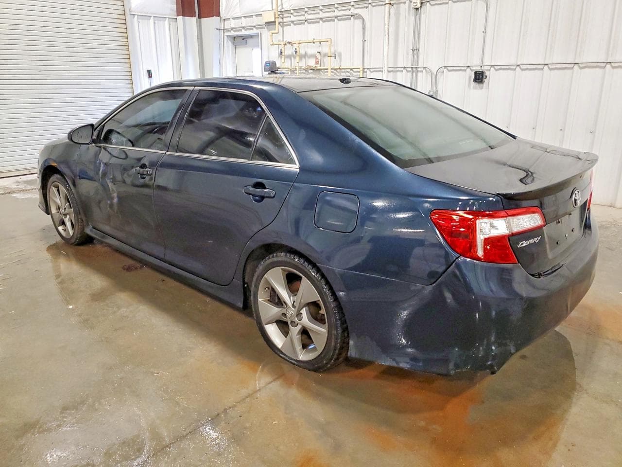 2014 Toyota Camry L - foto 2