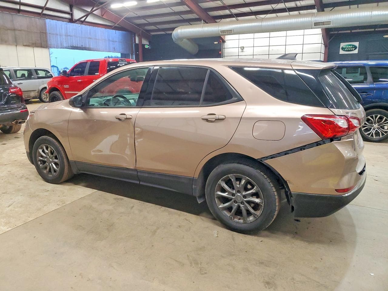 2018 Chevrolet Equinox Ls - foto 2