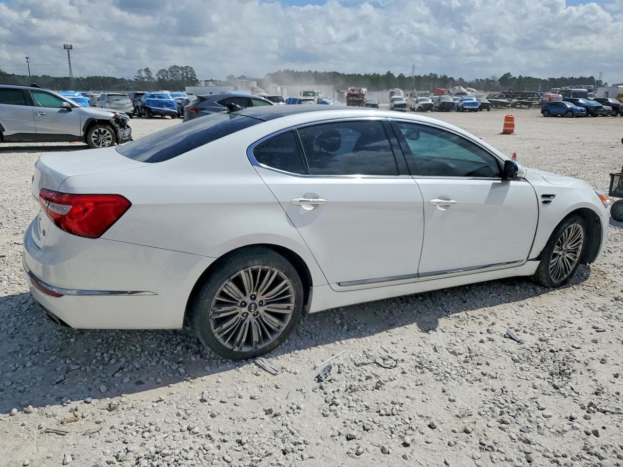 2016 Kia Cadenza Limited - foto 3