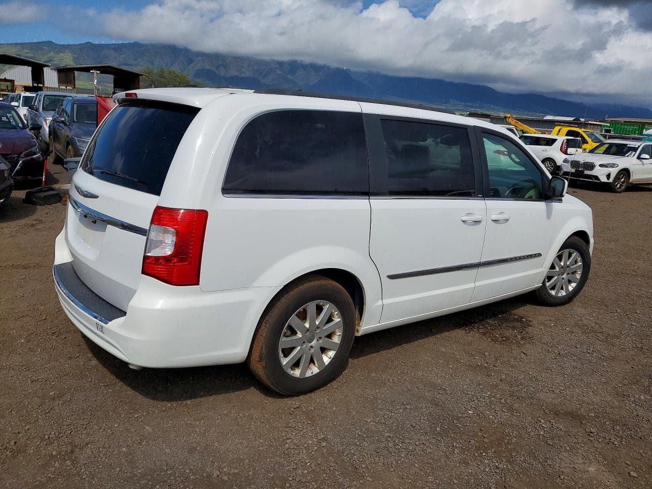 2014 Chrysler Town & Country Touring - foto 3