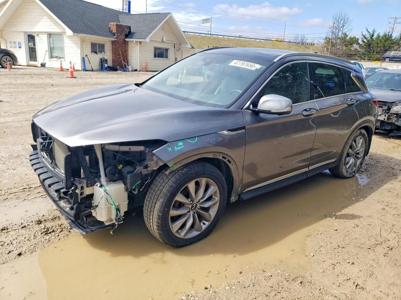 Infiniti QX50 2021 z USA