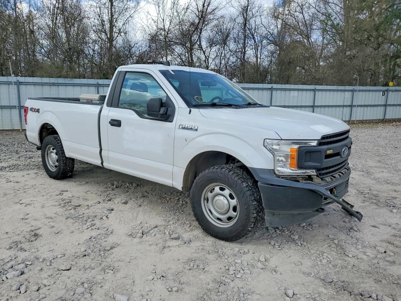 2020 Ford F150 - foto 4