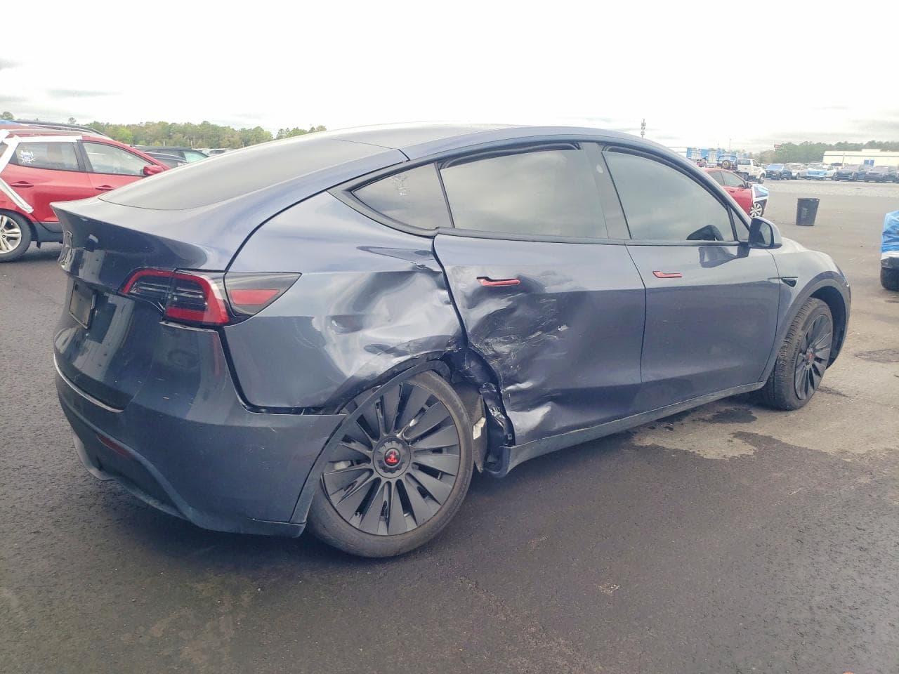 2023 Tesla Model Y - foto 3