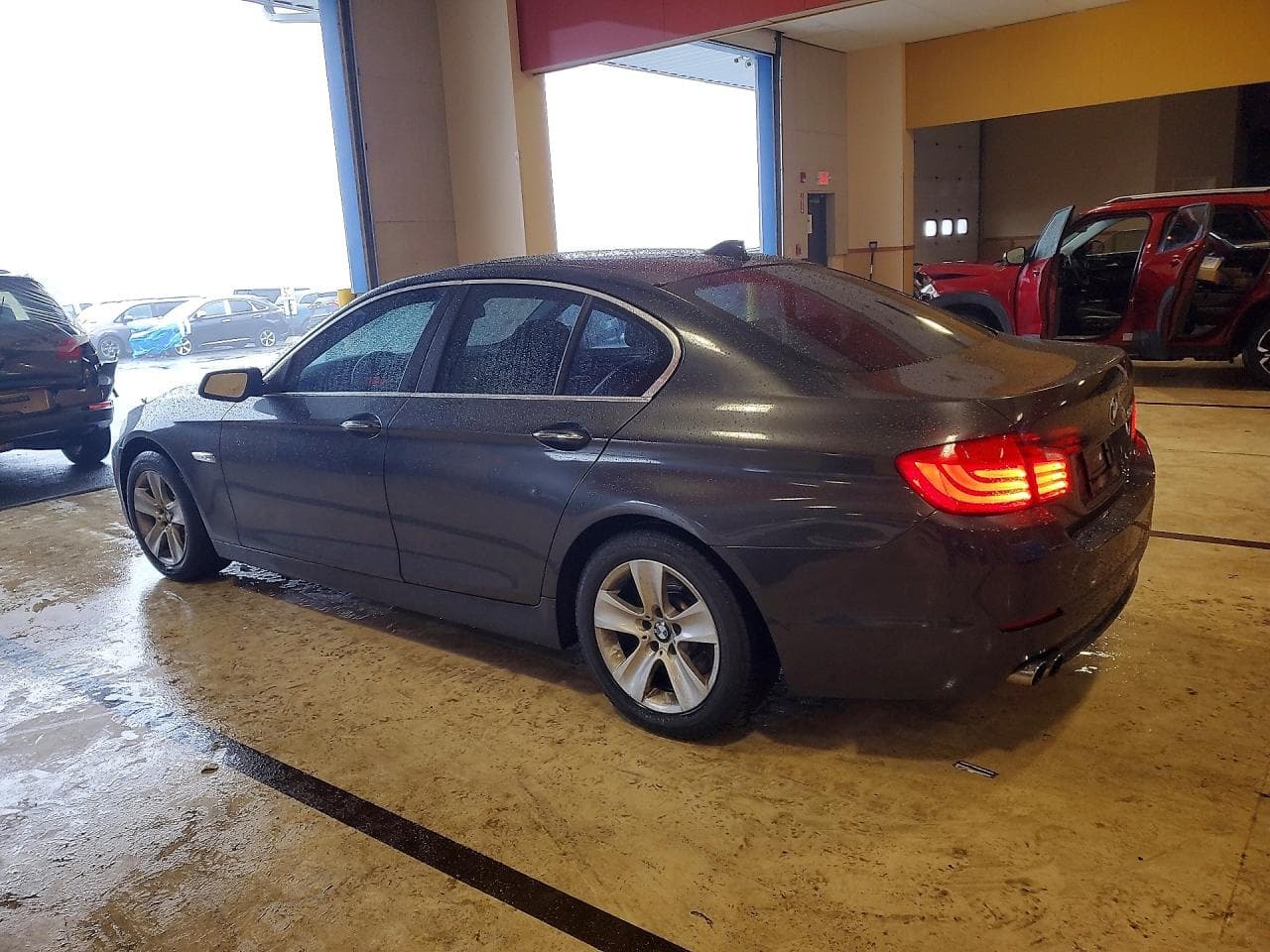2011 BMW 528 I - foto 2