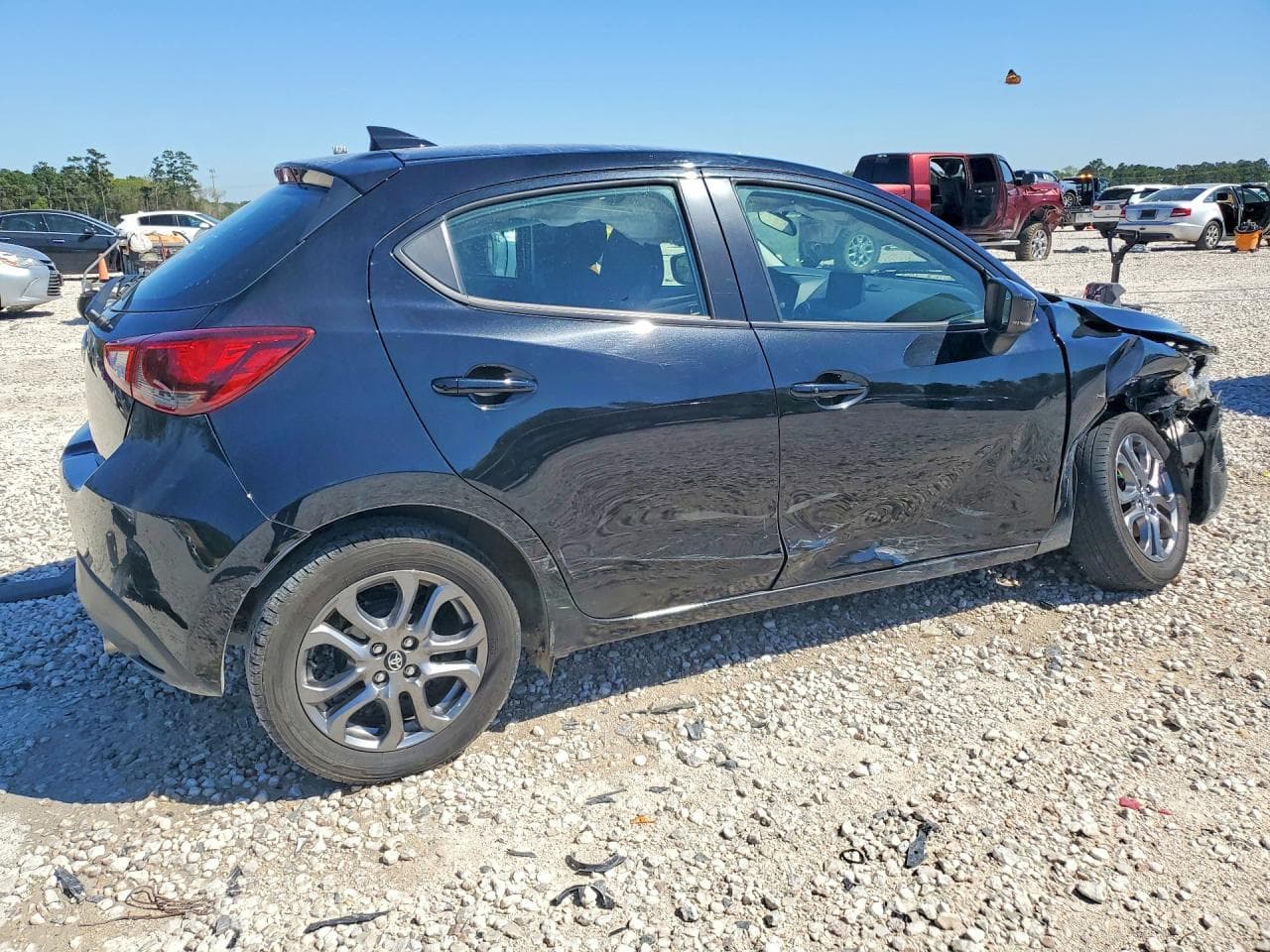 2020 Toyota Yaris Hatchback Le - foto 3