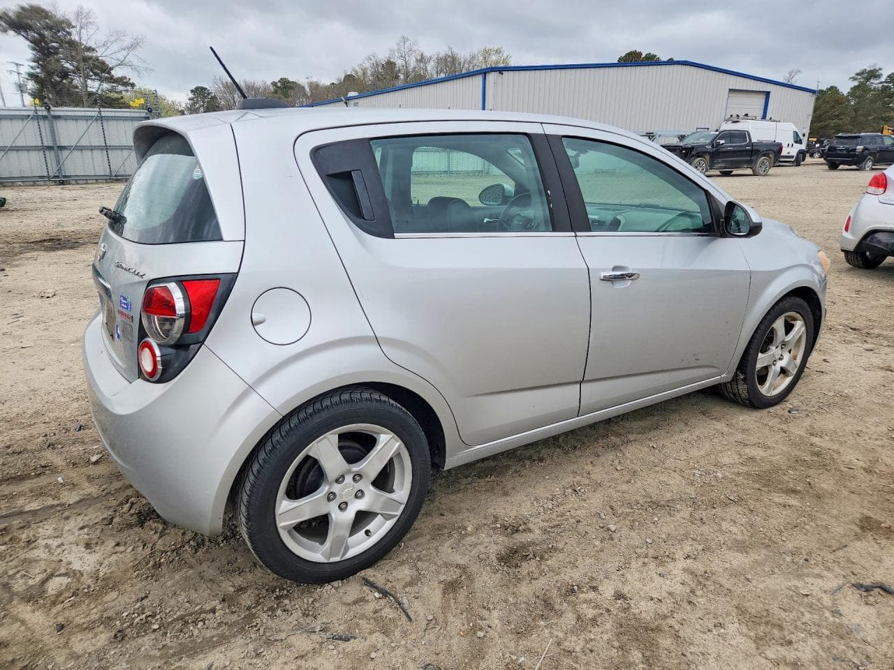 2015 Chevrolet Sonic Ltz - foto 3