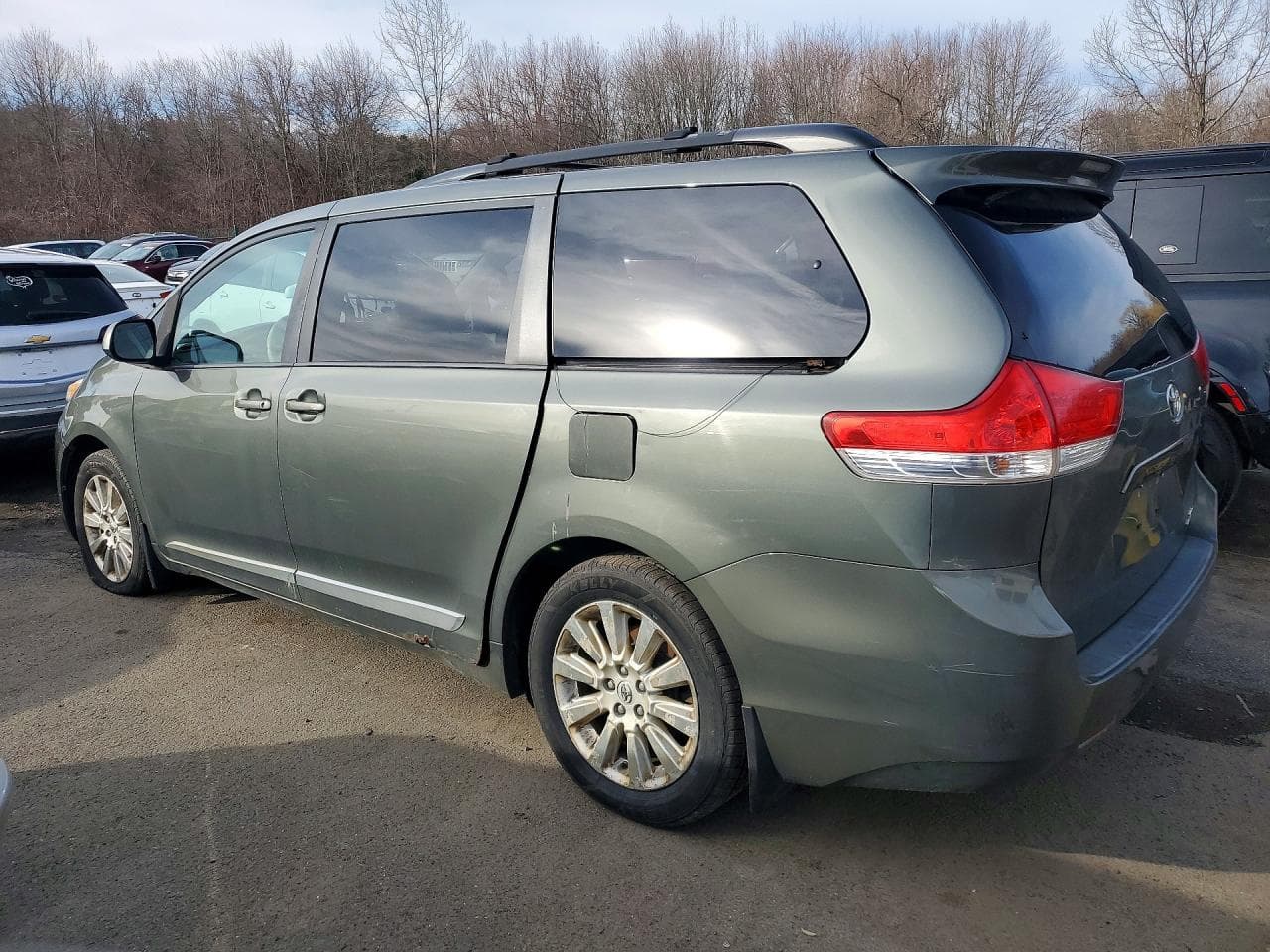 2013 Toyota Sienna Le 7-Passenger - foto 2