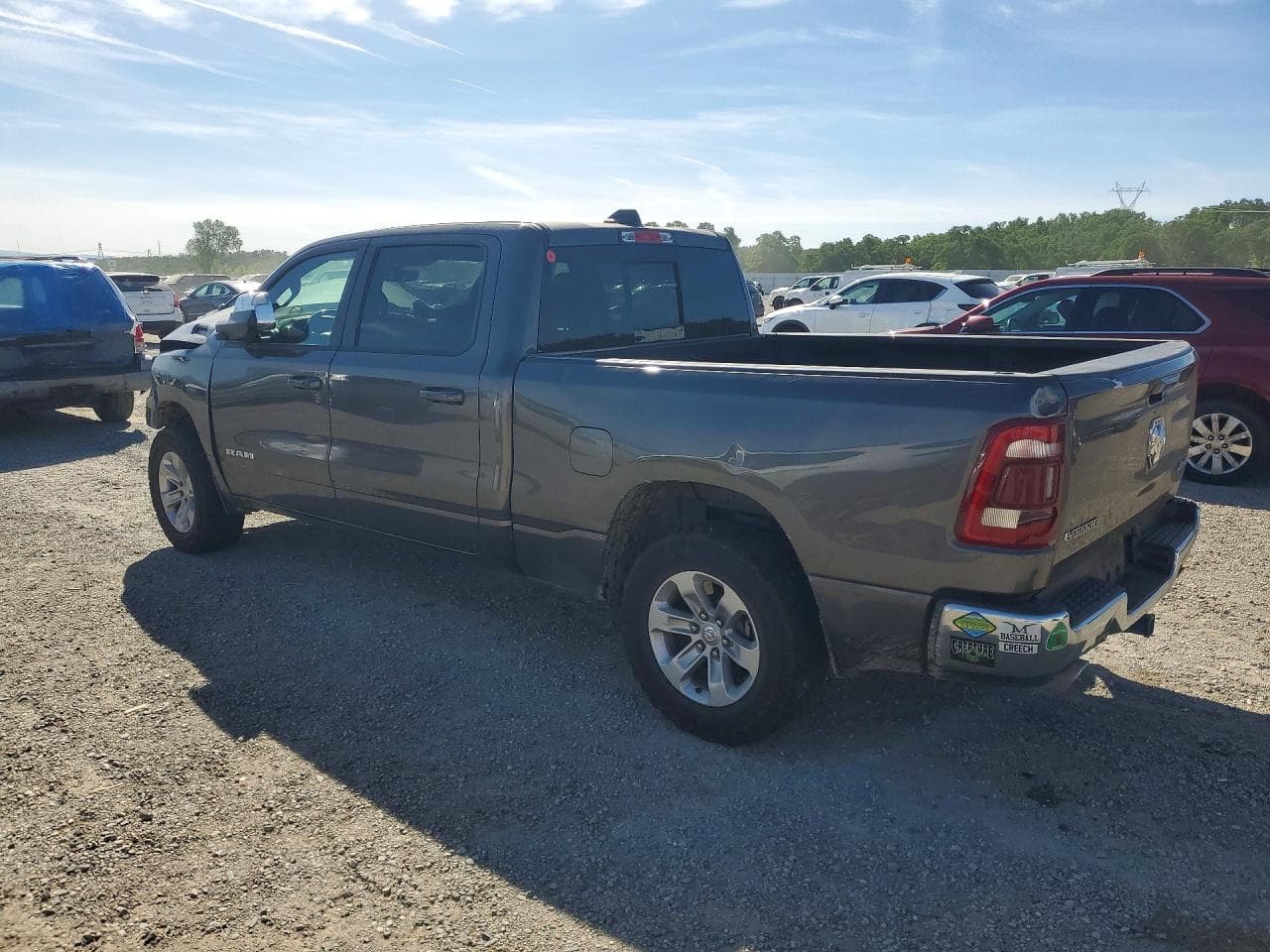 2023 Ram 1500 Laramie - foto 2