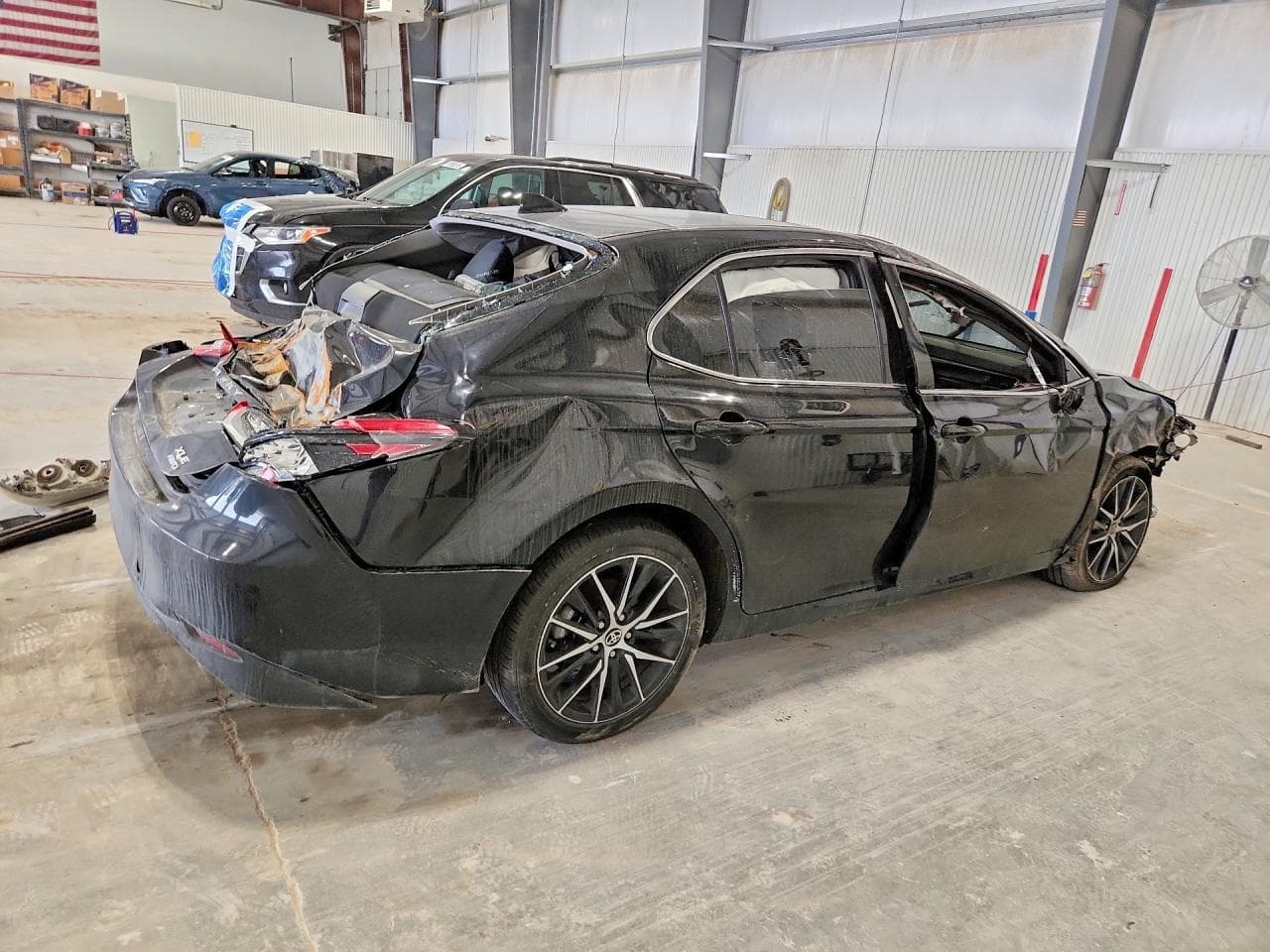 2024 Toyota Camry - foto 3