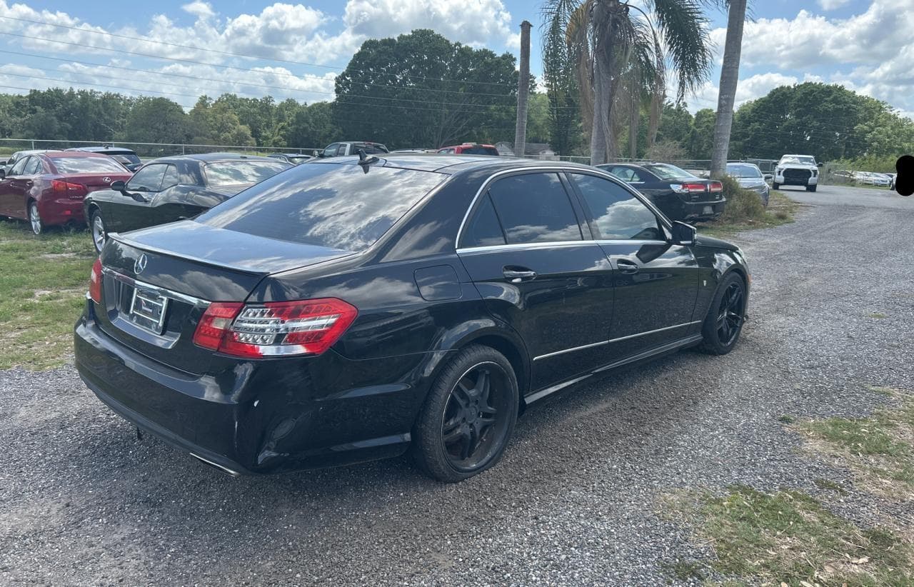 2011 Mercedes-Benz E 350 4Matic - foto 4