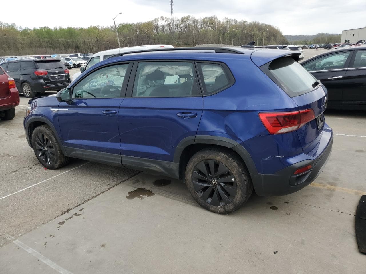 2024 Volkswagen Taos S - foto 2