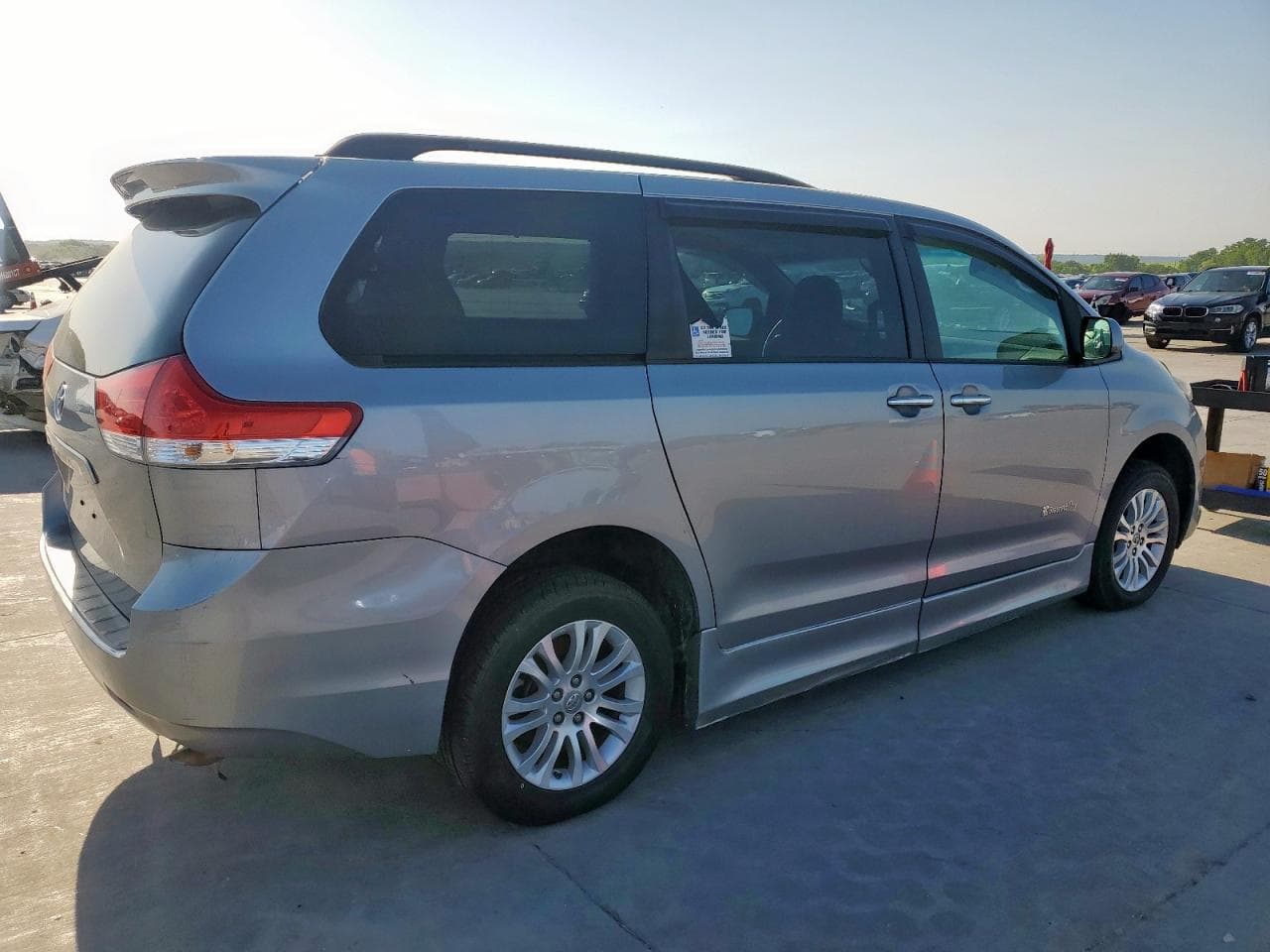 2011 Toyota Sienna Xle 8-Passenger - foto 3
