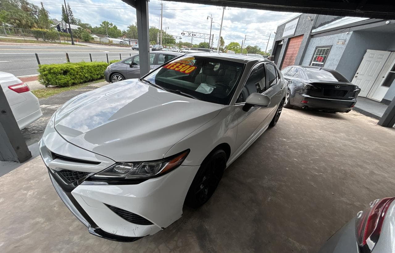 2018 Toyota Camry L - foto 2