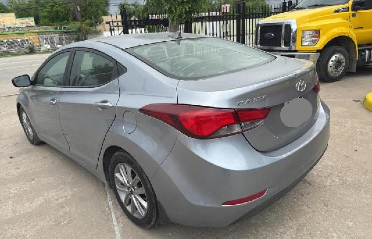 2016 Hyundai Elantra Se - foto 3