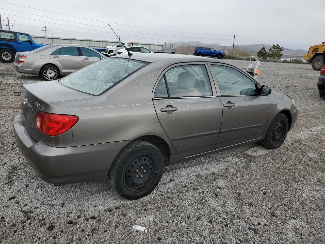 2004 Toyota Corolla Ce - foto 3