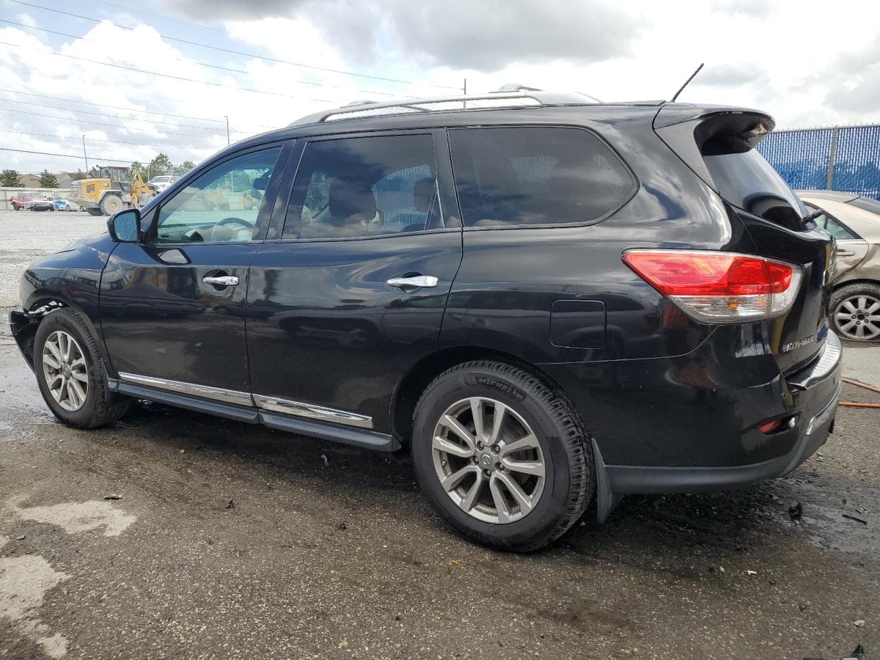 2015 Nissan Pathfinder S - foto 2