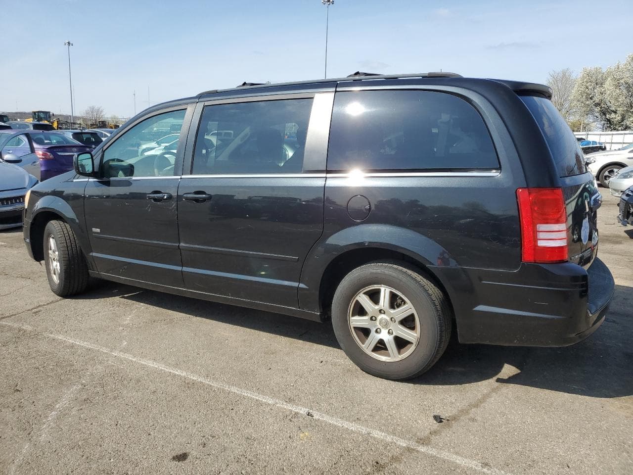 2008 Chrysler Town & Country Touring - foto 2