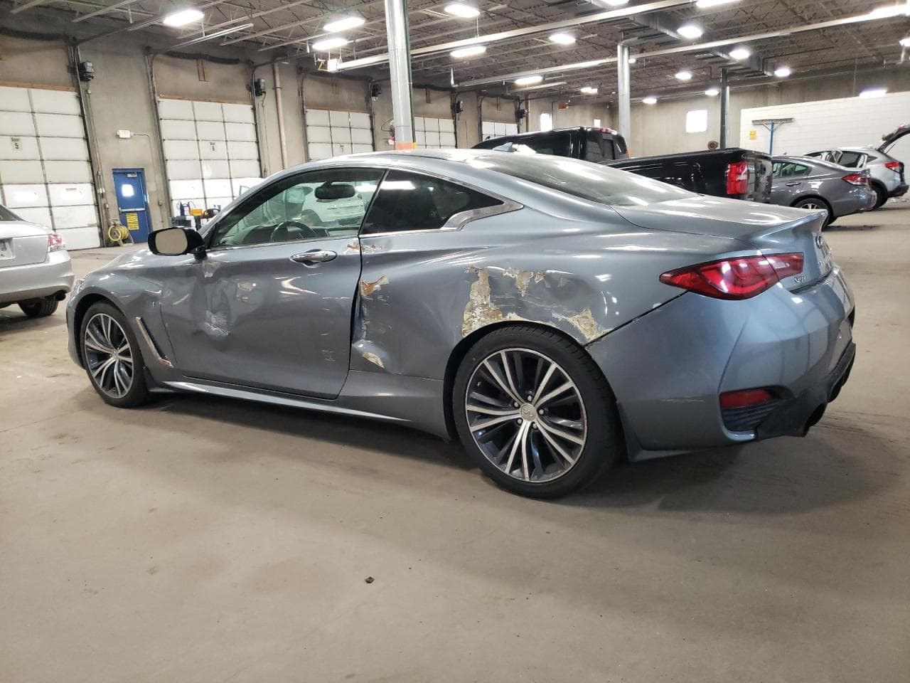 2018 Infiniti Q60 Luxe 300 - foto 2