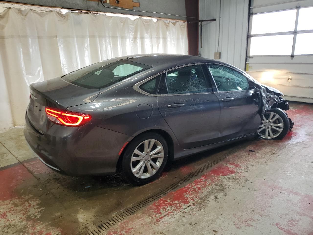 2015 Chrysler 200 Limited - foto 3