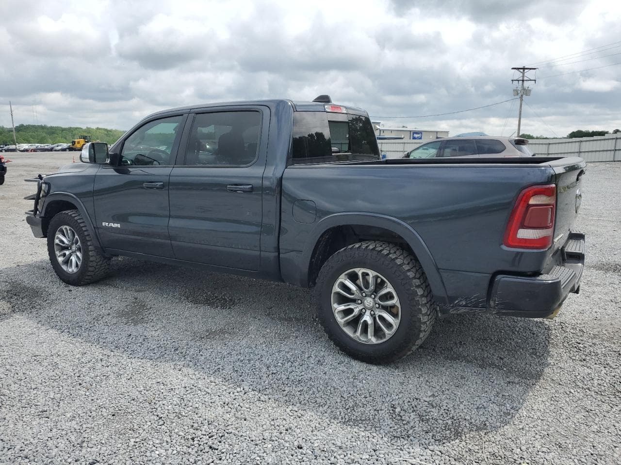 2019 Ram 1500 Laramie - foto 2