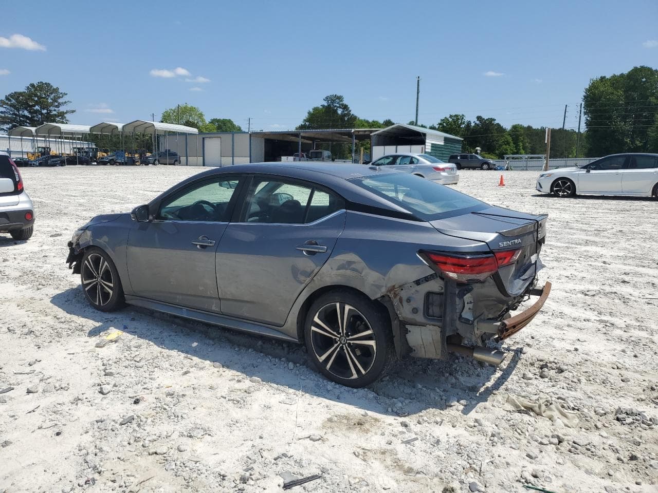 2020 Nissan Sentra Sr - foto 2