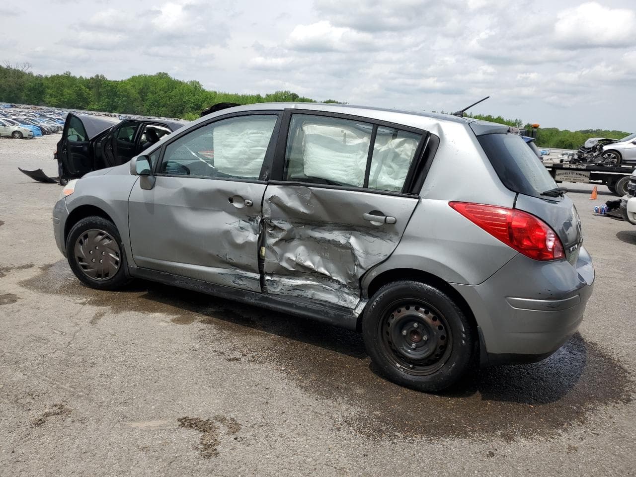 2008 Nissan Versa S - foto 2