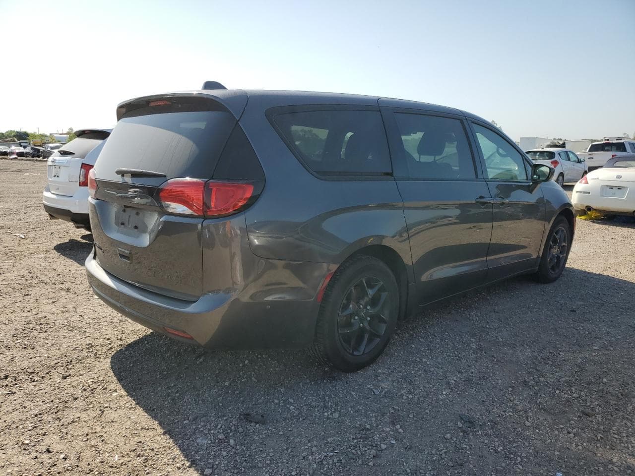2019 Chrysler Pacifica Touring Plus - foto 3