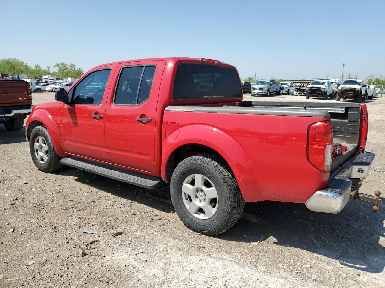 2007 Nissan Frontier Crew Cab Le - foto 2