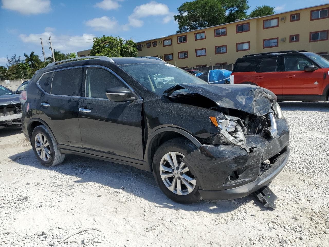 2015 Nissan Rogue S - foto 4