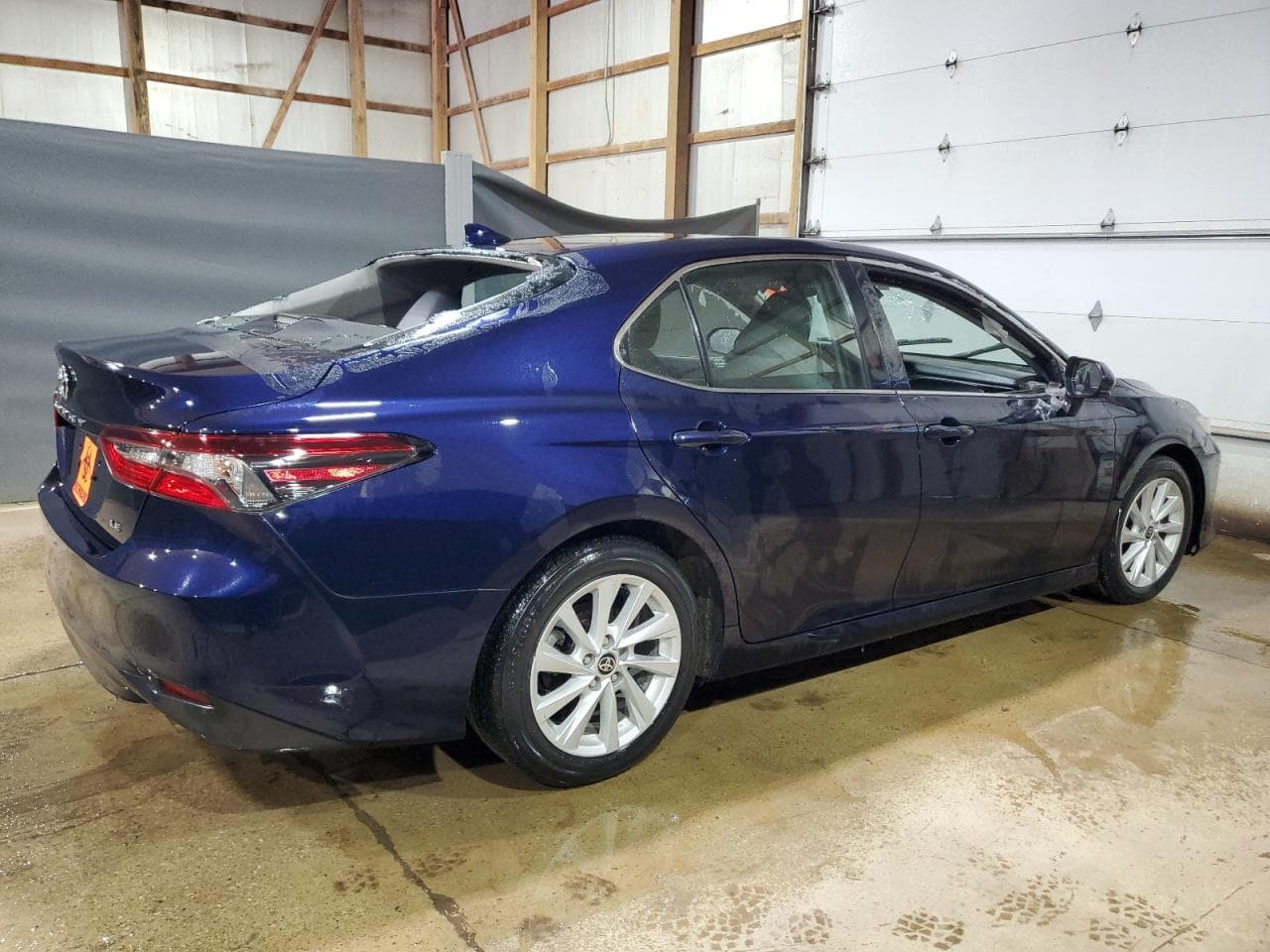 2022 Toyota Camry Le - foto 3