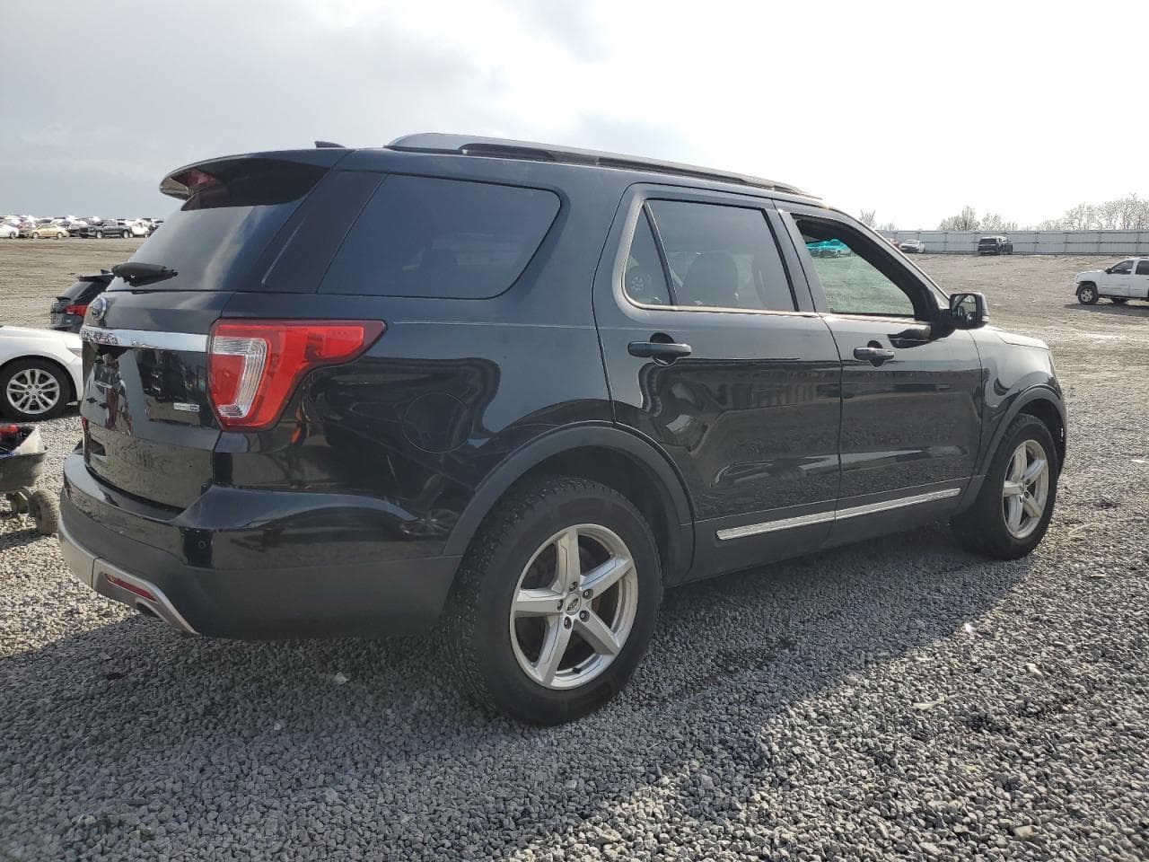 2016 Ford Explorer Xlt - foto 3