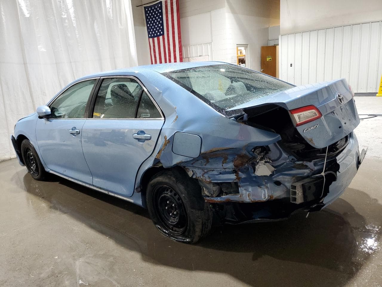 2012 Toyota Camry Base - foto 2