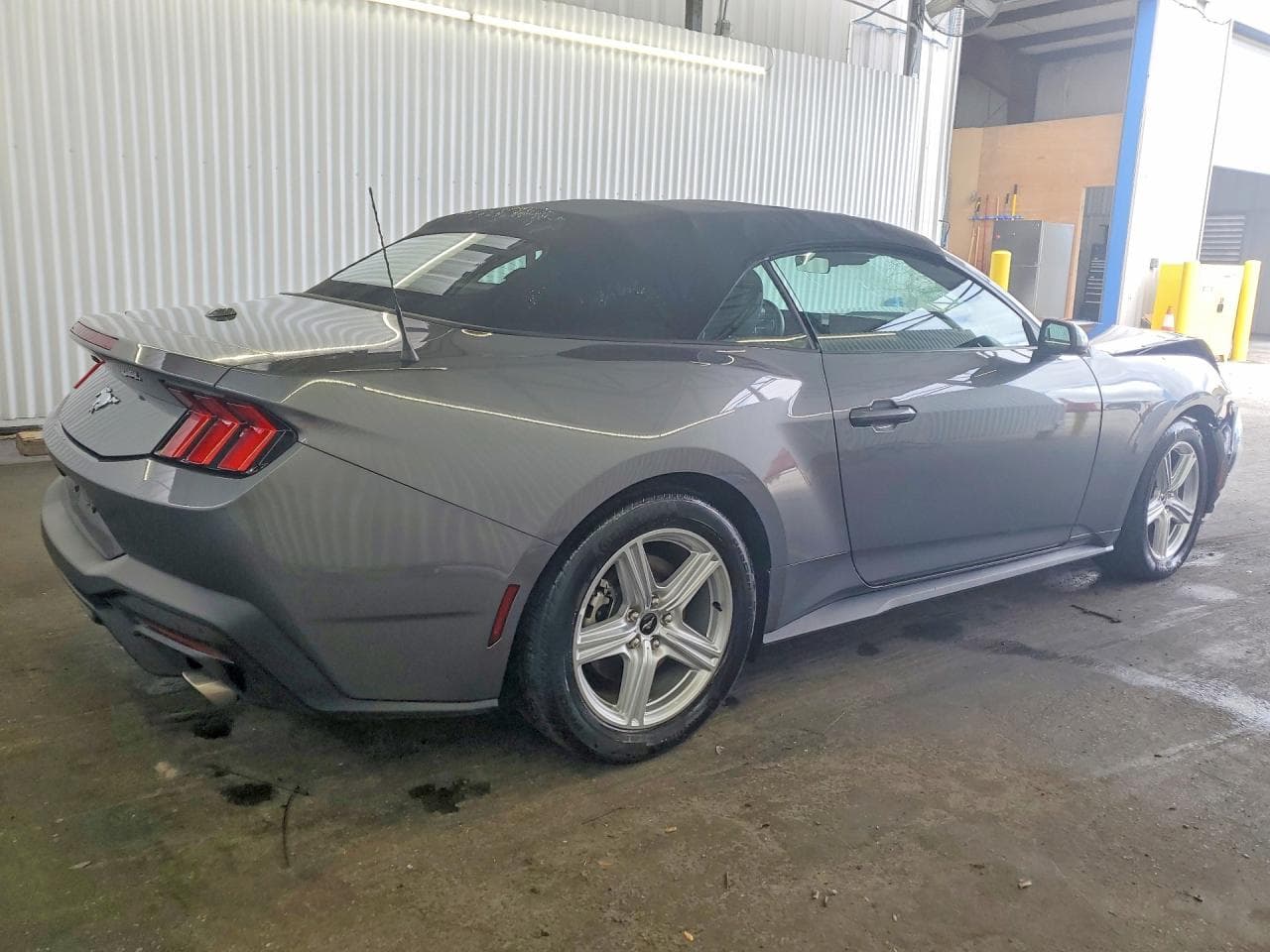 2026 Ford Mustang - foto 3