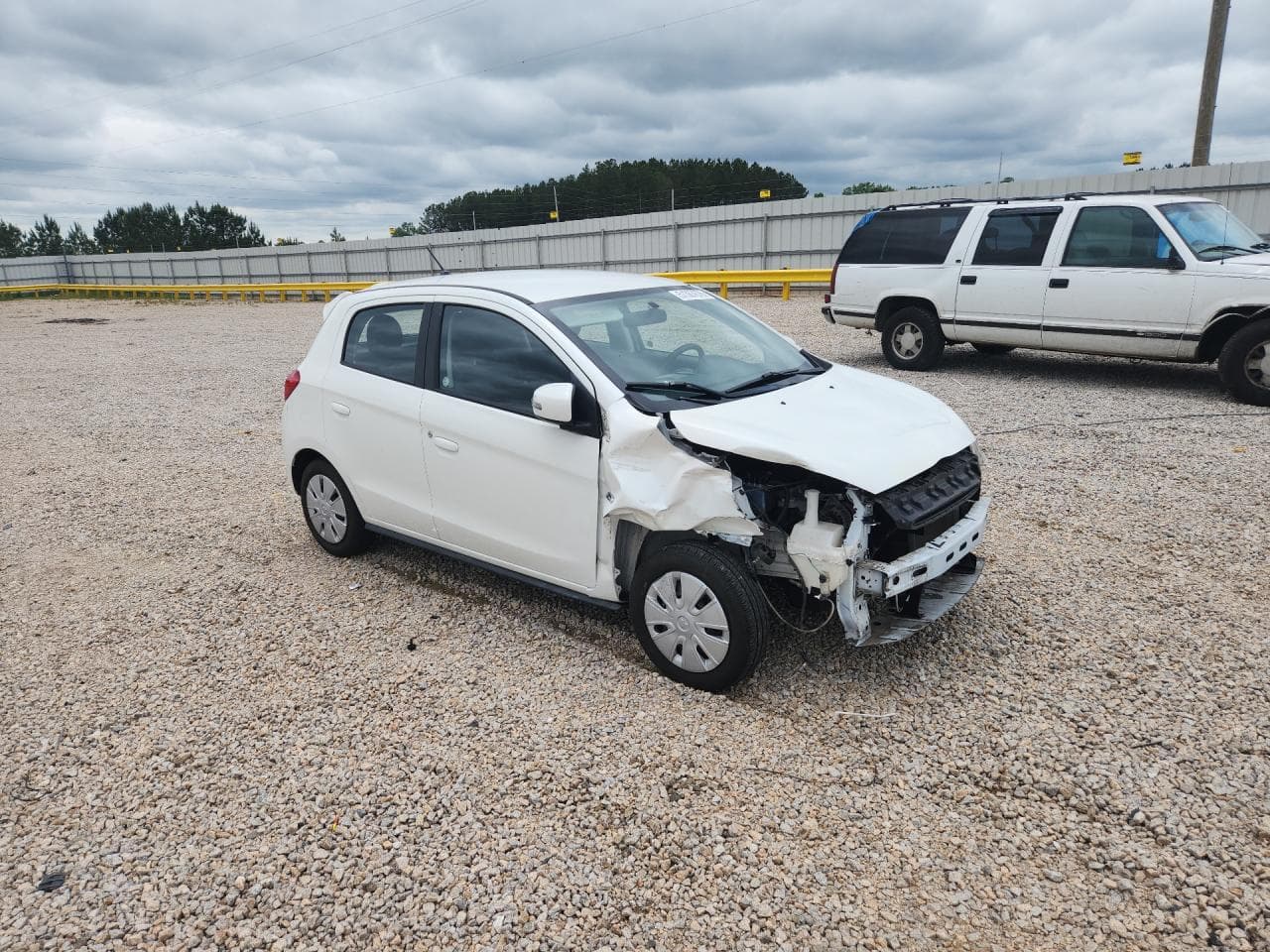 2015 Mitsubishi Mirage Es - foto 4