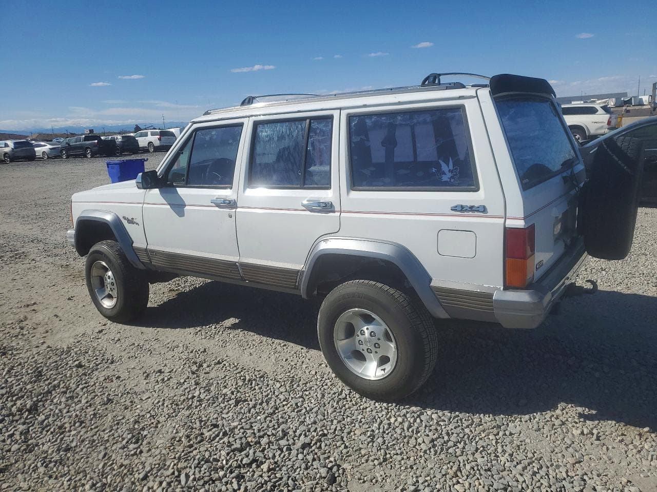 1991 Jeep Cherokee Laredo - foto 2