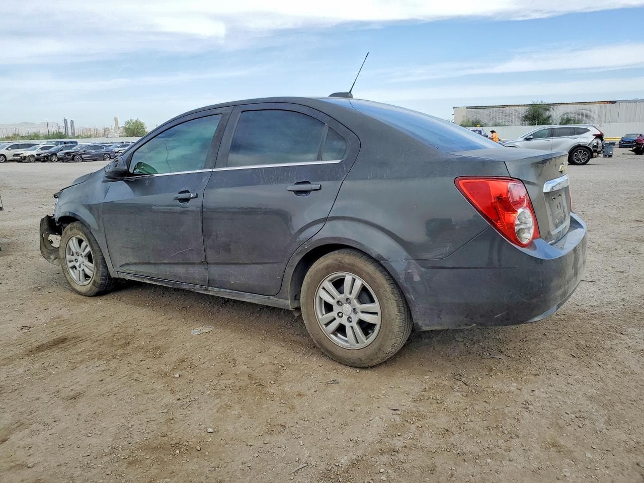 2016 Chevrolet Sonic Lt - foto 2